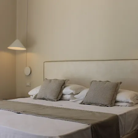 Lake Garda Beach Hostel-2