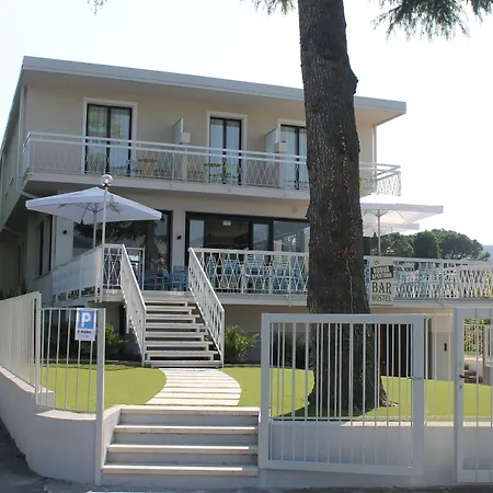 Lake Garda Beach Hostel-3